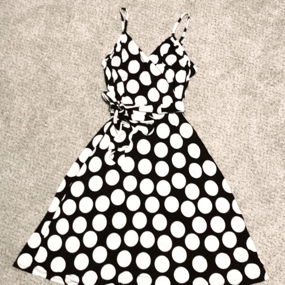 Merona stretchy polka dot dress (S)